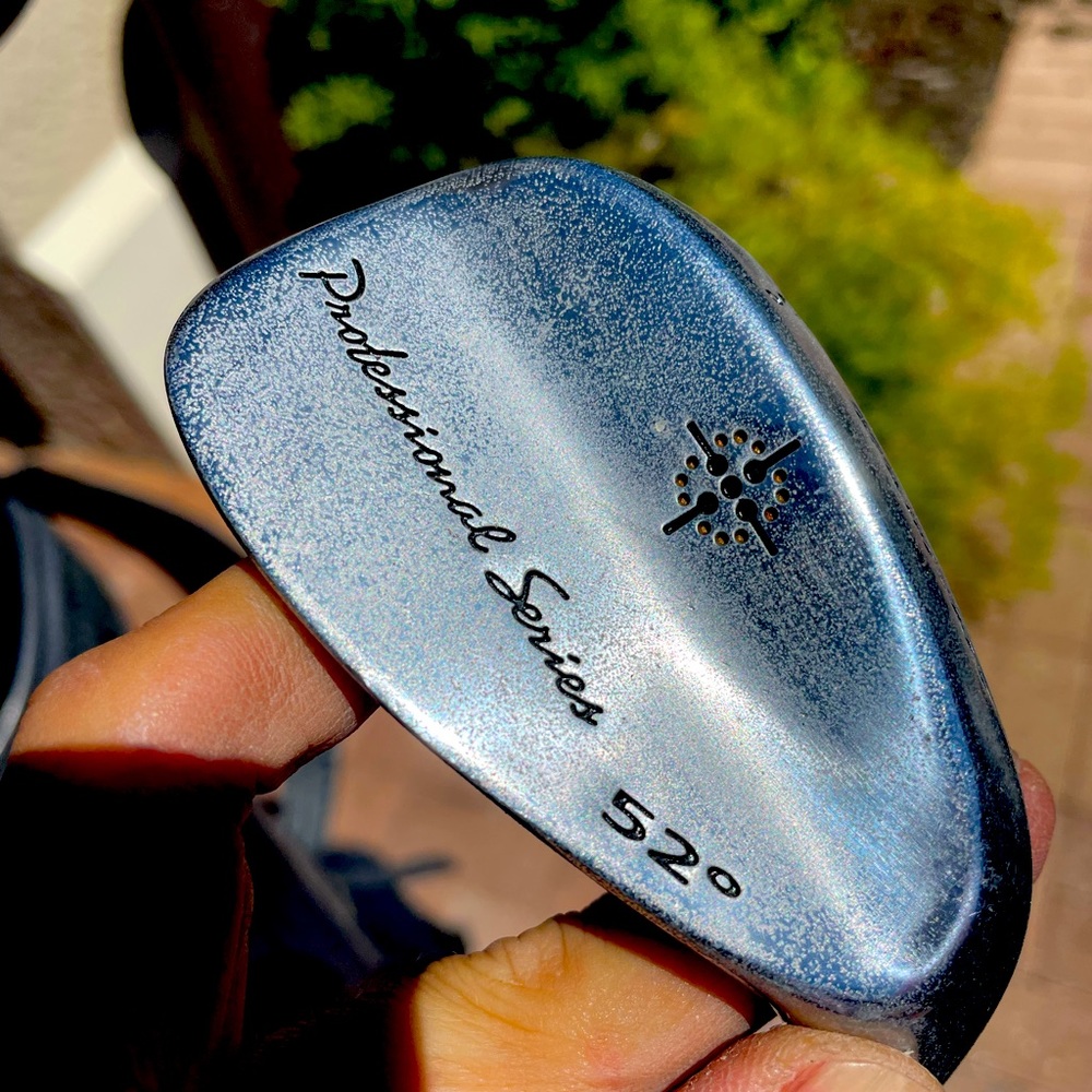 Knight Golf Wedge 52 Deg Professional Series  in right handed